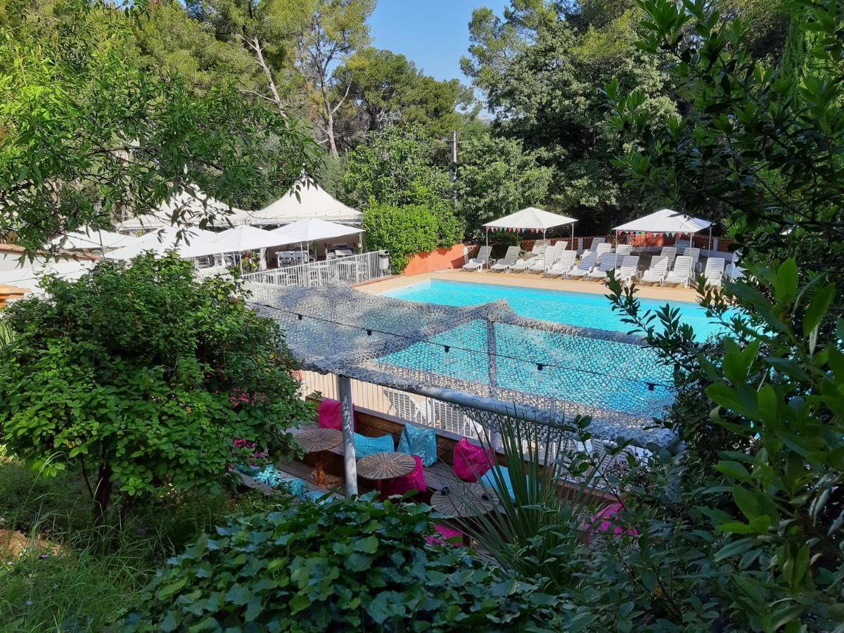 Le Beau Veze Hotell Carqueiranne Exteriör bild