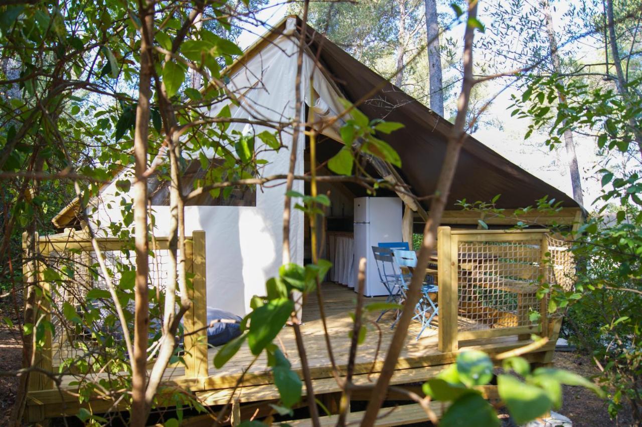 Le Beau Veze Hotell Carqueiranne Exteriör bild